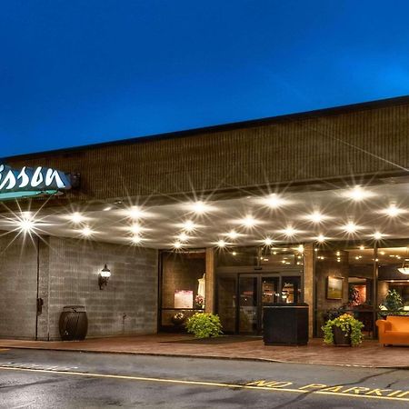 Radisson Hotel Корнинг Экстерьер фото